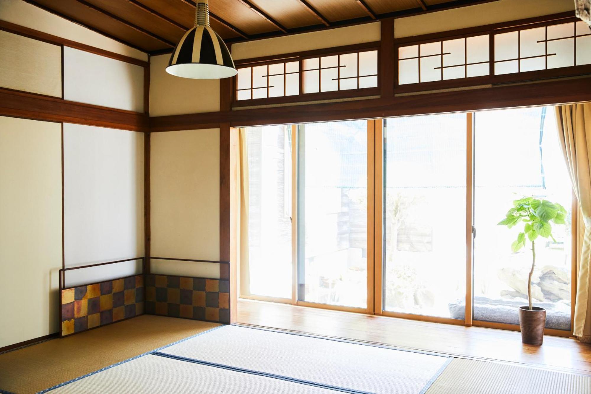 Hotel ソルトハウス Imabari Railway Station Exteriér fotografie