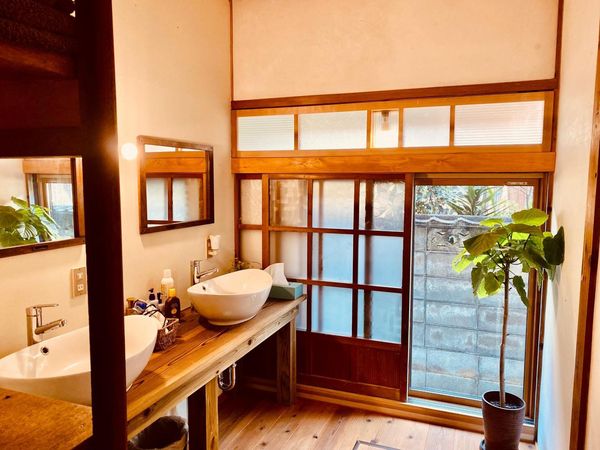 Hotel ソルトハウス Imabari Railway Station Exteriér fotografie